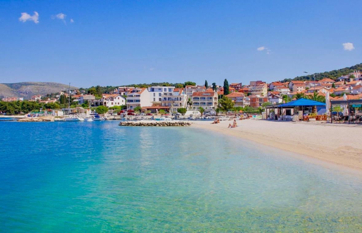 Betty's Luxus - 2 Pools Apartment Trogir